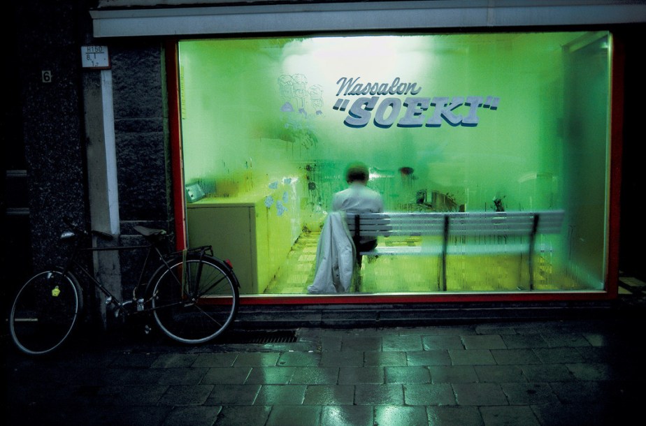 BELGIUM. Flanders region. Town of Antwerpen. 1988. Launderette.